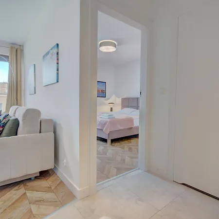 Helapart - Belnihel Апартаменты *